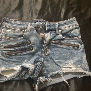 Lot of 4 pairs of American Eagle shorts